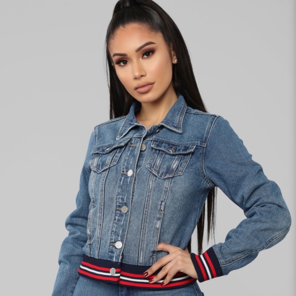 Fashion Nova Denim Jacket L